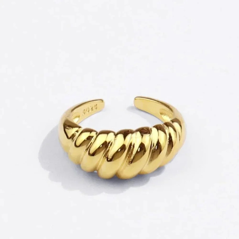 925 Sterling Silver Dome Croissant Ring Size 7